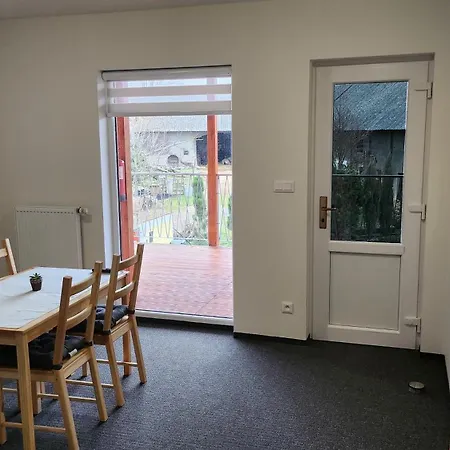 Penzion-dubno 公寓 *